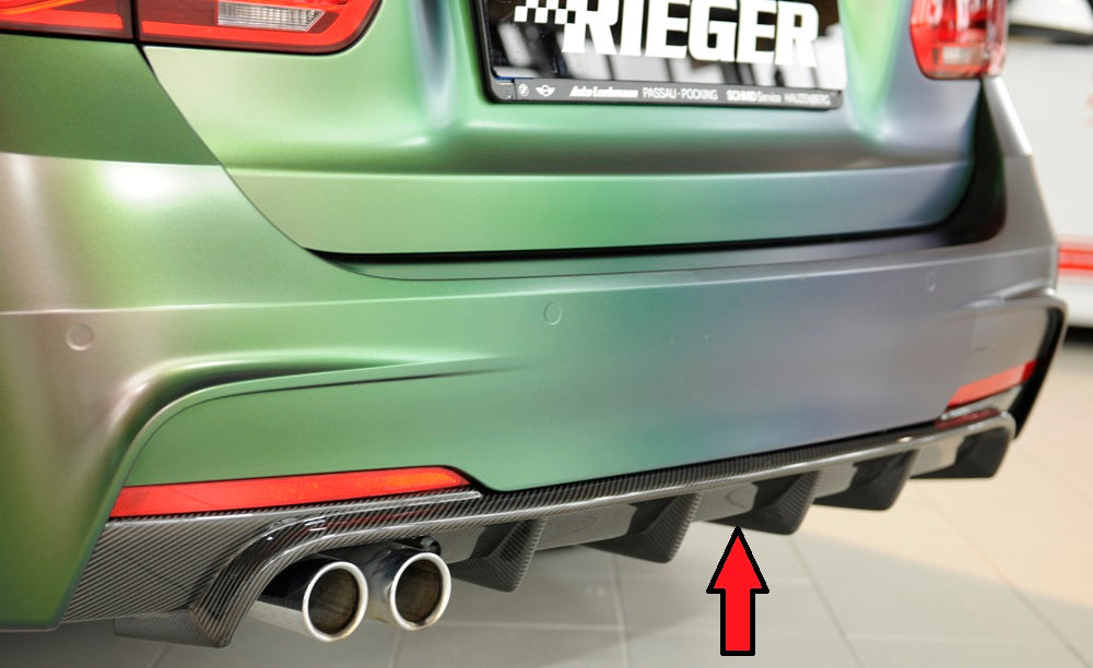 Rieger Tuning Heckeinsatz in Echtcarbon mit Klarlackfinish für Fahrzeuge mit M-Paket Heckschürze für original Doppelendrohr links