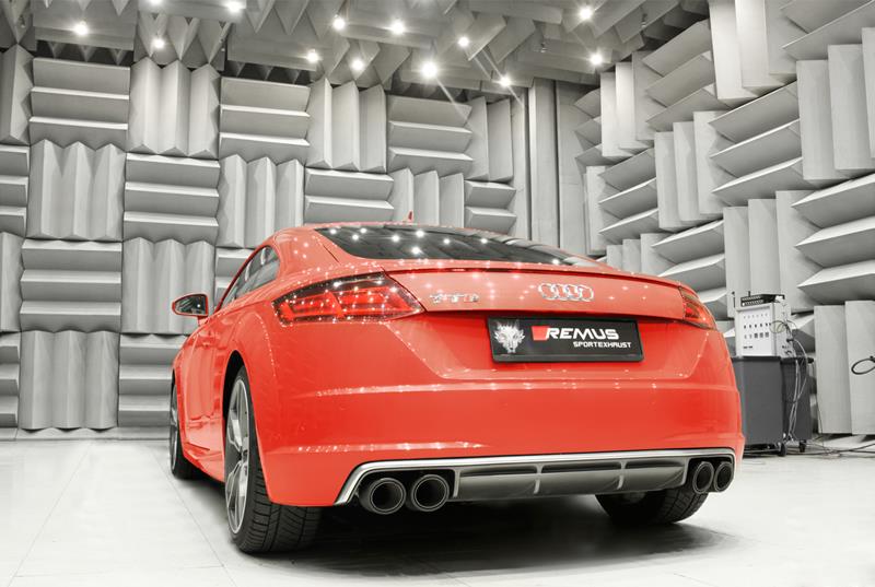 Sportschalldämpfer mittig für links/rechts-Anlage (ohne Endrohre), mit 2 integrierten elektrischen Klappen, inkl. (EG-) GENEHMIGUNG!