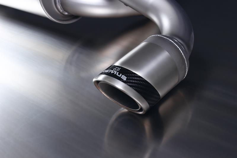 Sportschalldämpfer mittig mit links/rechts je 1 Endrohr Ø 84 mm Carbon Race, inkl. (EG-) GENEHMIGUNG!