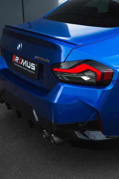 RACING Resonator-Sportschalldämpfer mittig für links/rechts Anlage (ohne Endrohre) mit 2 integrierten Klappen, KEINE (EG-) GENEHMIGUNG!