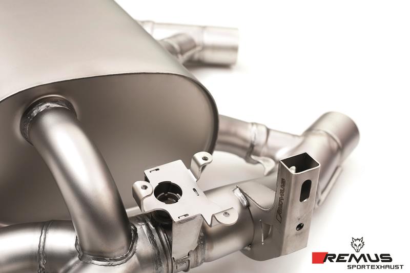 Sportschalldämpfer mittig für links/rechts-Anlage (ohne Endrohre), mit 2 integrierten Klappen, inkl. (EG-) GENEHMIGUNG!