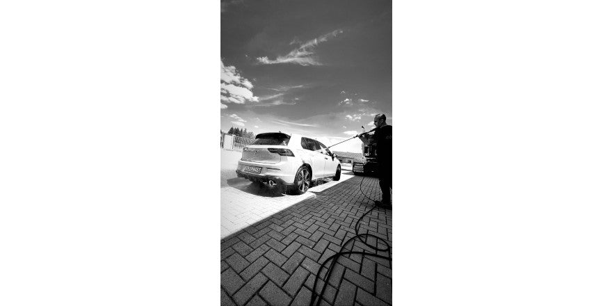 Sportschalldämpfer mit links/rechts je 1 Endrohr 100mm (Typ 25) inkl. Heckeinsatz schwarz lackiert, inkl. (EG-) GENEHMIGUNG!